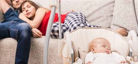 Wie kannst du dein Baby beim Einschlafen helfen | baby einschlafen