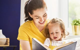 Unsere 6 Lieblingskinderbücher zum Vorlesen für 3 Jährige Eine Liste mit schönen Kinderbüchern zum Vorlesen für Kleinkinder zur Inspiration.