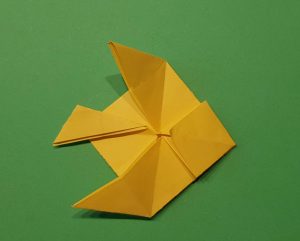 Fische aus Papier falten - Origami mit Kindern